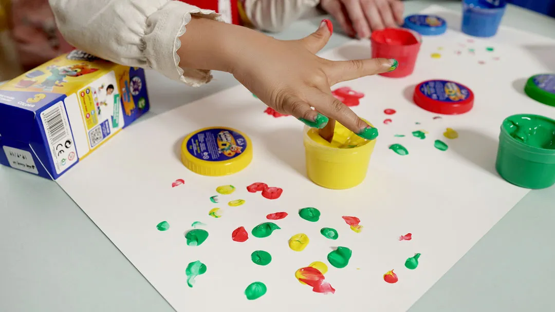 5 بازی آموزشی با رنگ انگشتی